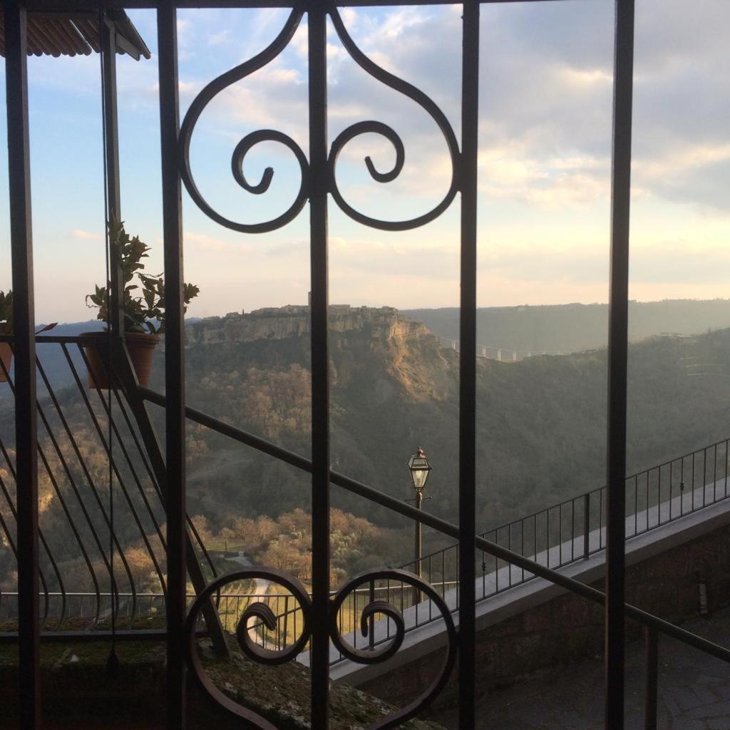 Lubriano Le Calanque La Terrazza Su Civita الغرفة الصورة